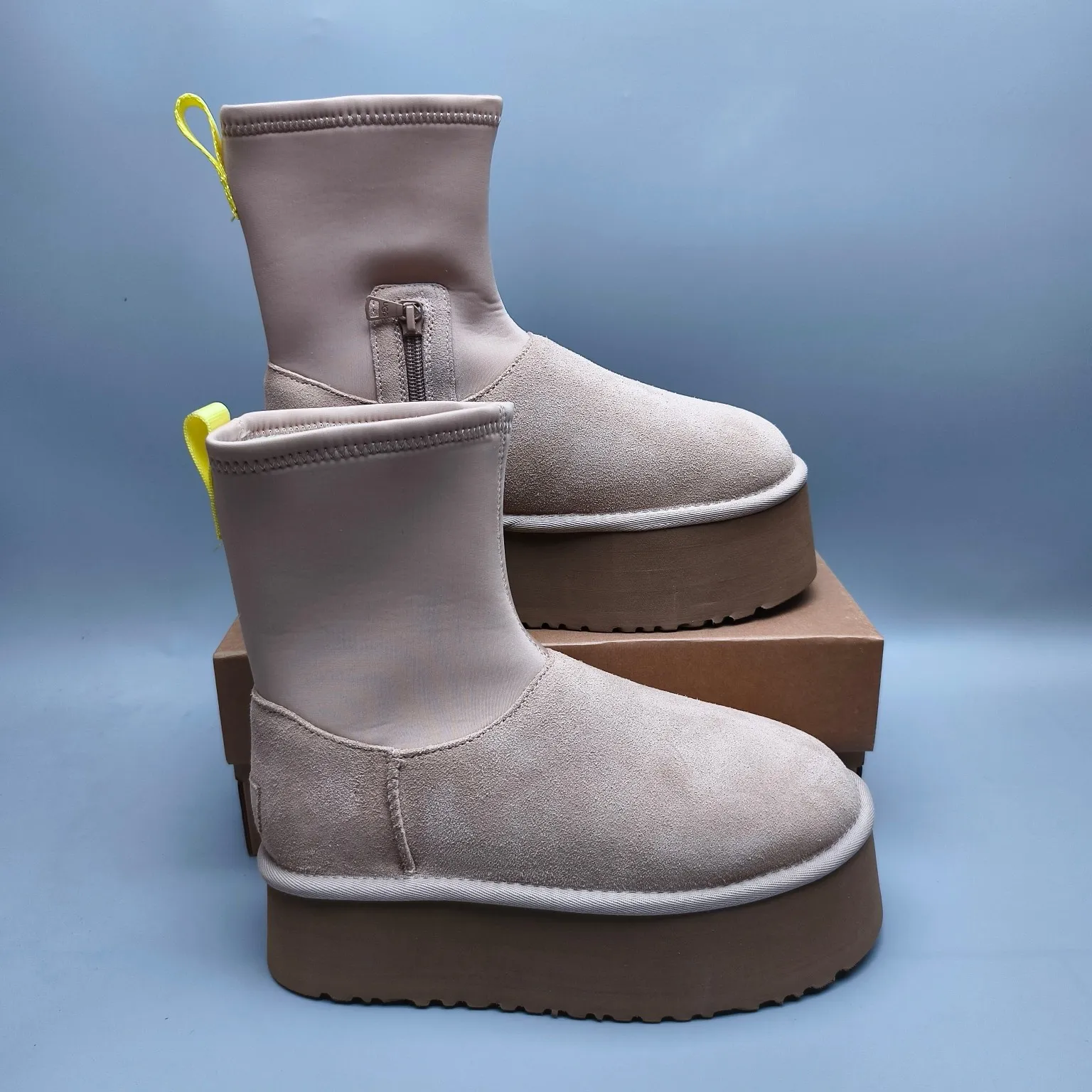 💰560 UGG sheepskin all-in-one snow boots 4031 Thick-soled elastic mid-cut casual style Color: Maroon Black Sand Size: 35-40